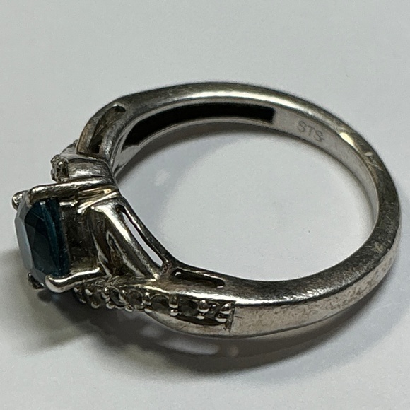 Vintage Sterling Silver STS Blue Topaz Ring. Size. 7 - Picture 6 of 8